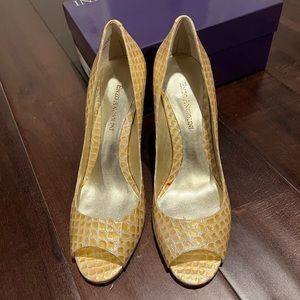 Enzo Angiolini EA Maylie ivory pumps peeptoe 8.5